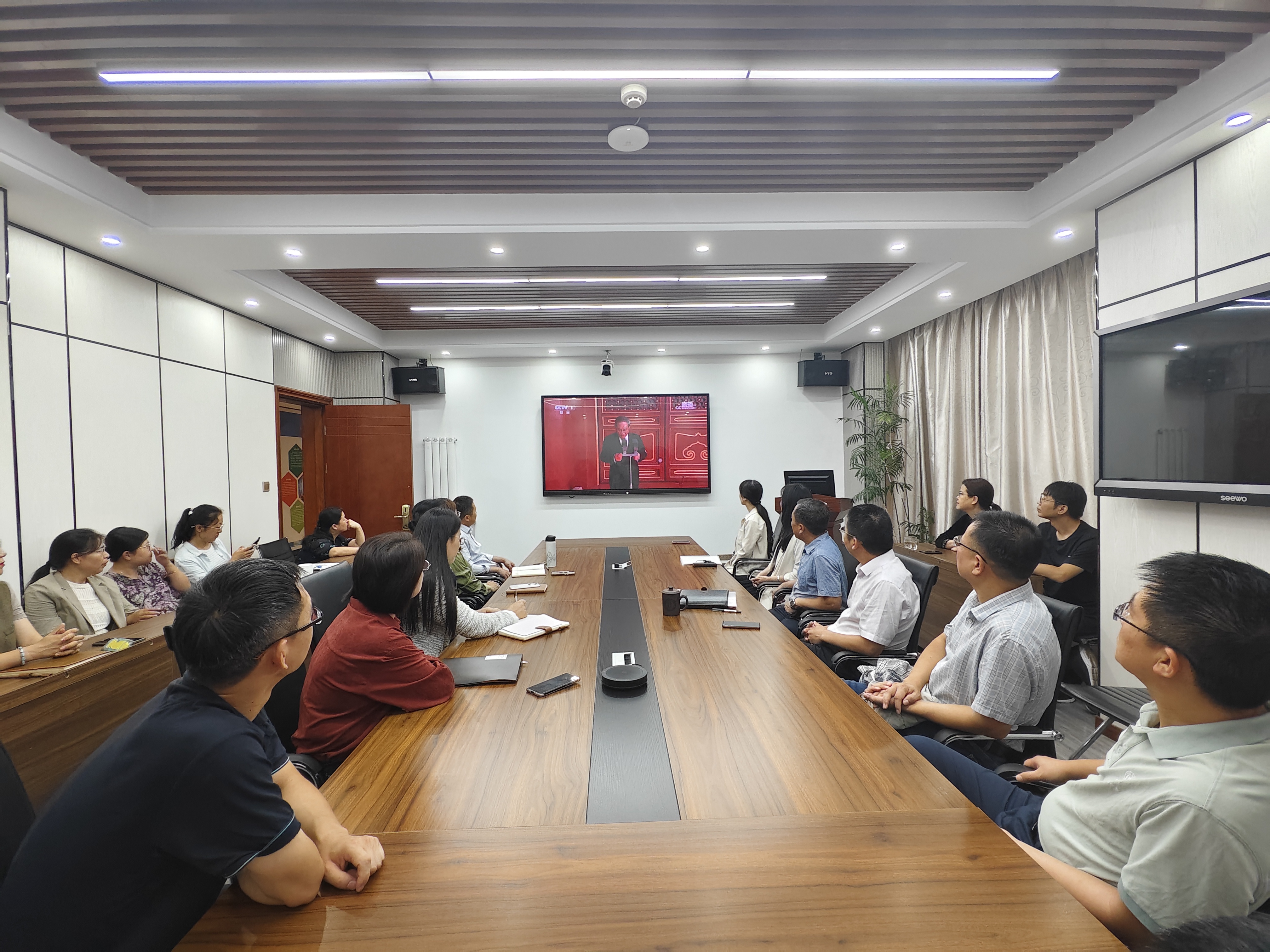 公司师生热议纪念中国人民抗日战争暨世界反法西斯战争胜利80周年大会